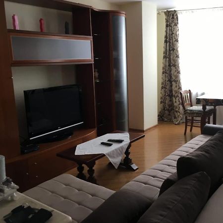 Apartament Valeria Apartment Arad Bagian luar foto