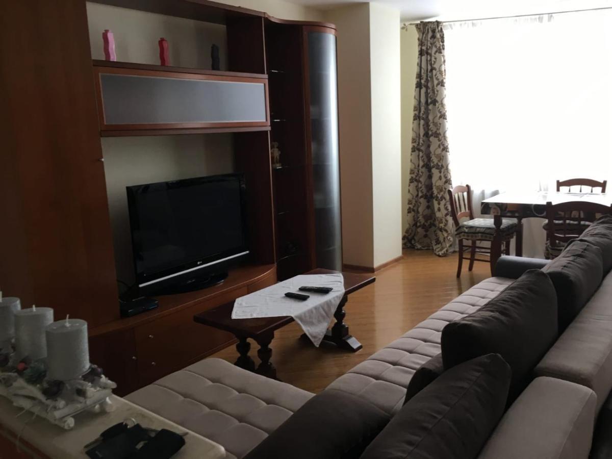 Apartament Valeria Apartment Arad Bagian luar foto